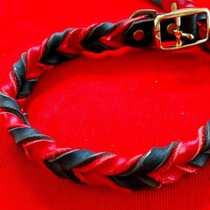 Brand New Leather Dog Collar Black/Red 22 inch